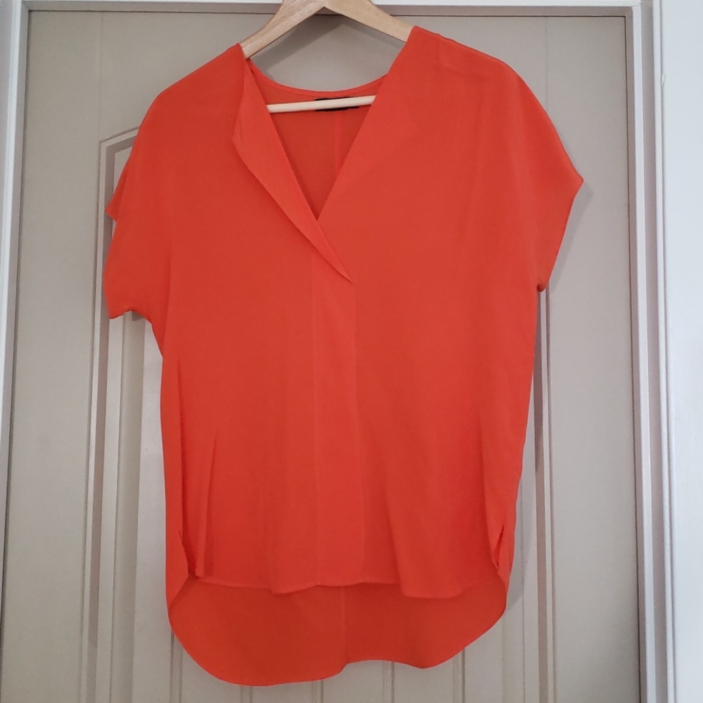 Trouve 100% silk top